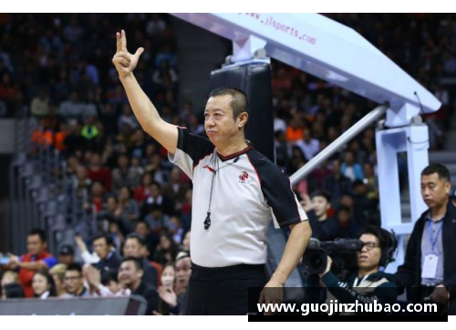 J9集团官网NBA裁判管理：解析造犯规的策略与影响 - 副本
